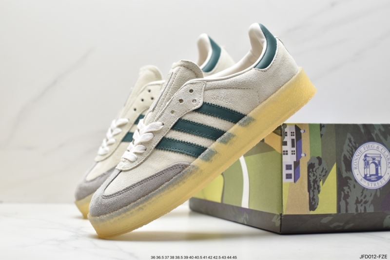 Adidas Sneakers